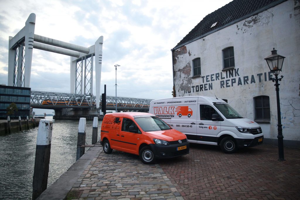 VALK Koeriersdiensten Dordrecht Zwijndrechtse brug website